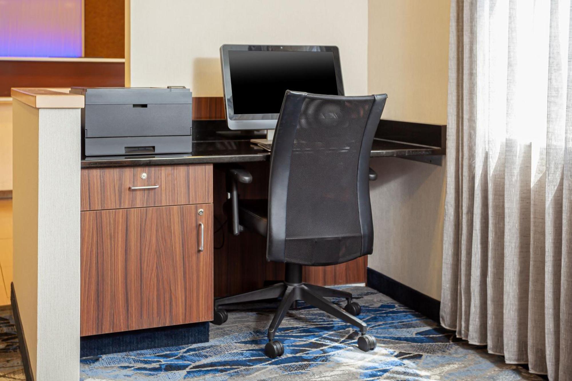 Hotel Fairfield By Marriott