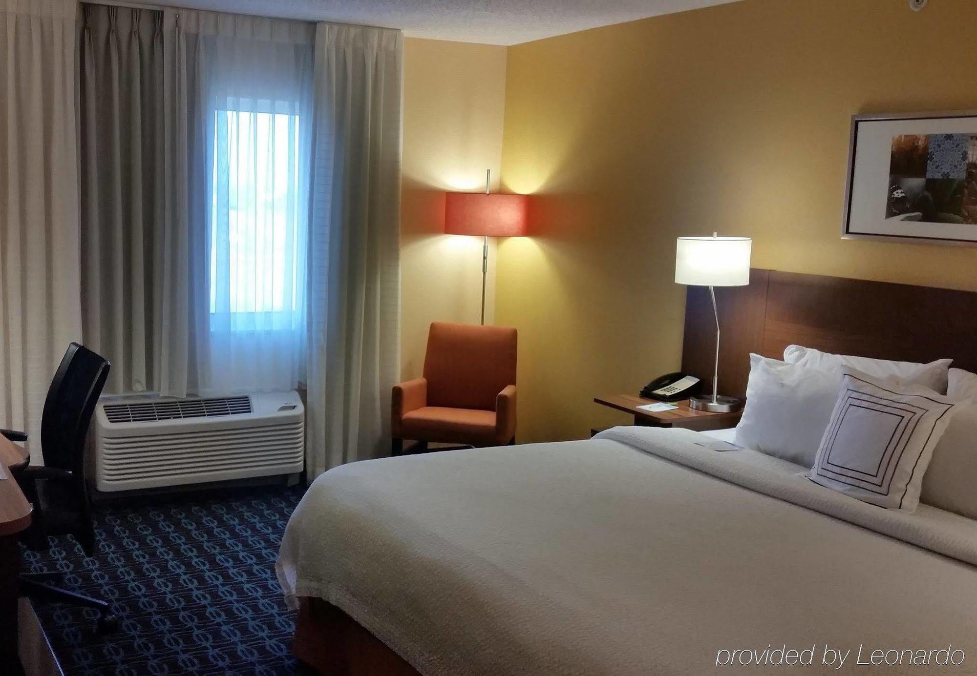 Fairfield By Marriott 3*